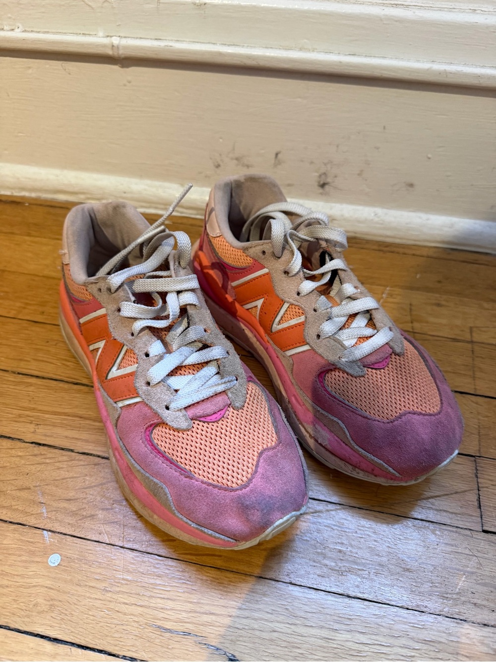 New Balance 57/40 W6.5 Pink and Orange Mesh & Suede Sneakers
